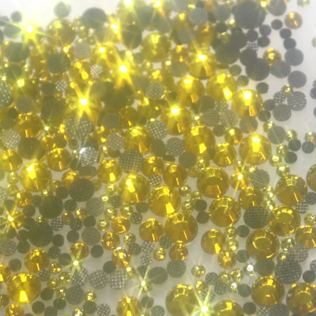 Assortiment strass JAUNE en verre hotfix s06 + s10 + s16 + s20 n°(111)