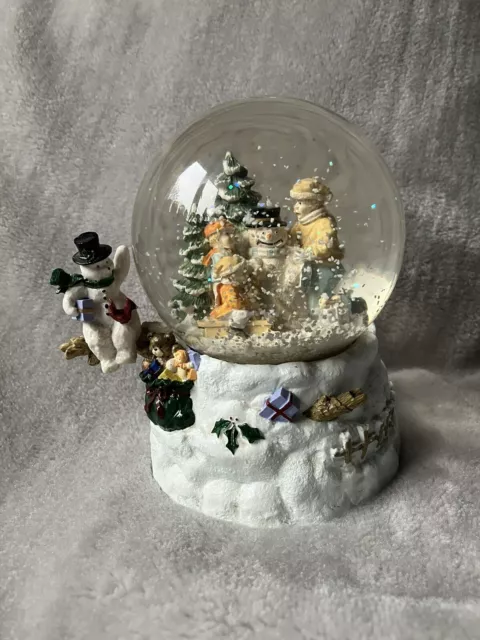 Gisela Graham pupazzo di neve ""Babbo Natale che viene in città"" globo di neve glitter musicale