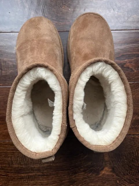 UGG Classic Ultra Mini Platform Sand Suede Boots Kids Size 6