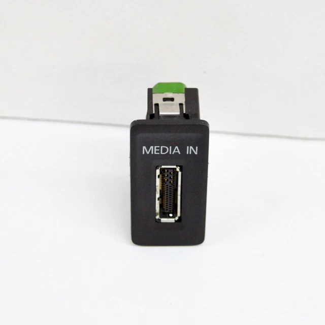VOLKSWAGEN GOLF MK7 2.0 GTI Media In Socket Connecteur 5G0035222A 169kw 2014