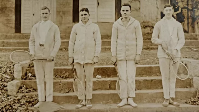 ALBUMEN PHOTOGRAPH OF 4 MALE TENNIS PLAYERS holding tennis rackets, unidentified