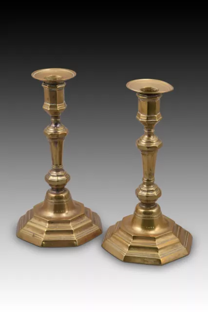 Pair of candlesticks or candle holders. Bronze. 18th century.