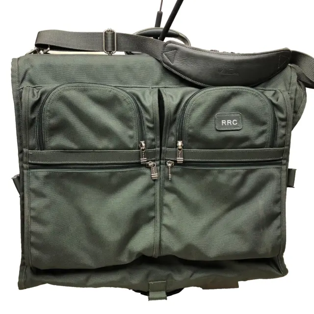 TUMI Green Nylon Bi Fold Garment Bag Travel Luggage 39" by 24", 18" by 24"