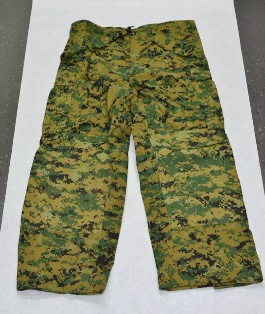USMC APECS GORE-TEX Woodland MARPAT CAMO Pants Trousers -  LARGE  Regular  .