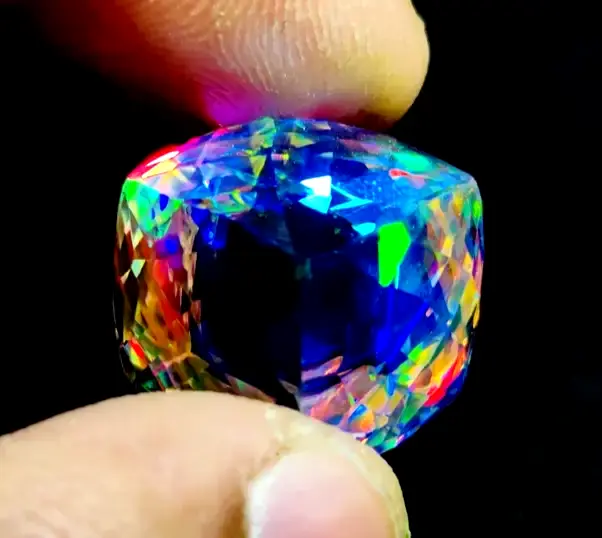 GIE Certified 99 Ct Natural Cube Cut Rainbow Color Mystic Quartz Loose Gemstone