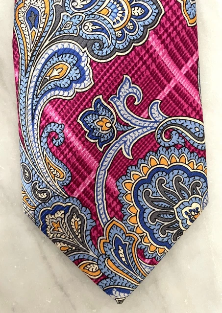 David Donahue Paisley Tie Pink Blue Hand Made in USA 100% Italian Silk