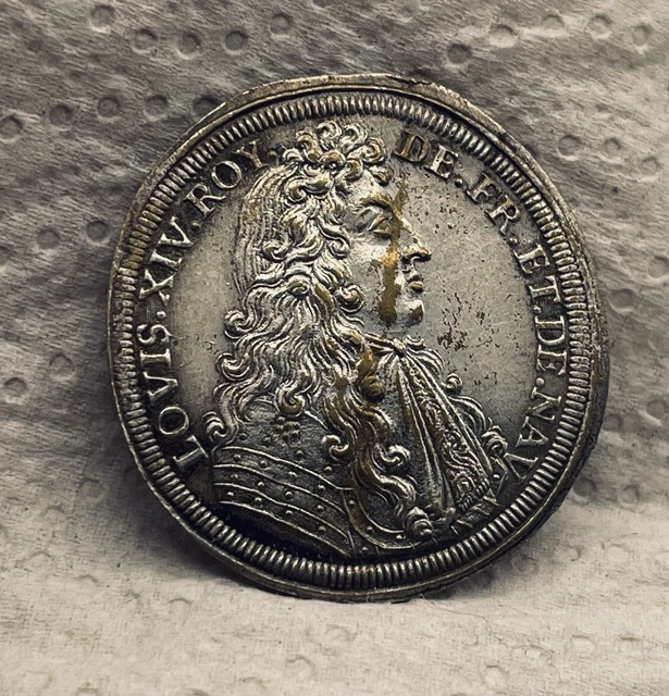 Louis XIV, Jeton de Nuremberg en laiton ! 2,92 g