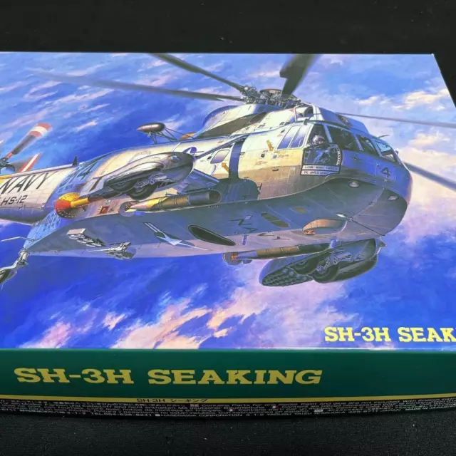 Hasegawa 1/48 Scale US Navy SH-3H Sea King Plastic Model 07201