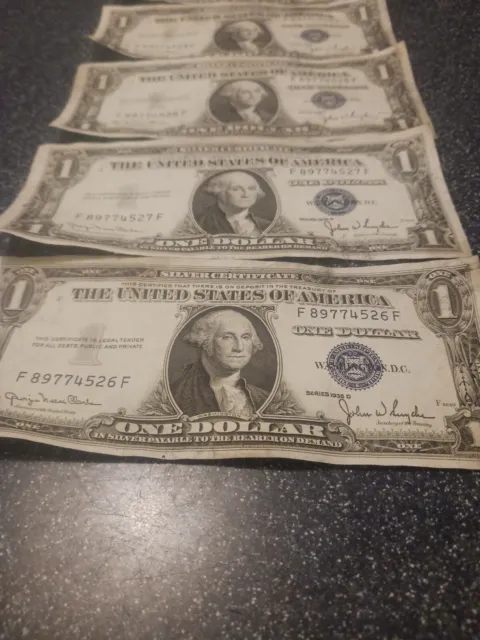 (5) CONSECUTIVE 1935  $1 ONE DOLLAR SILVER certificate circulated
