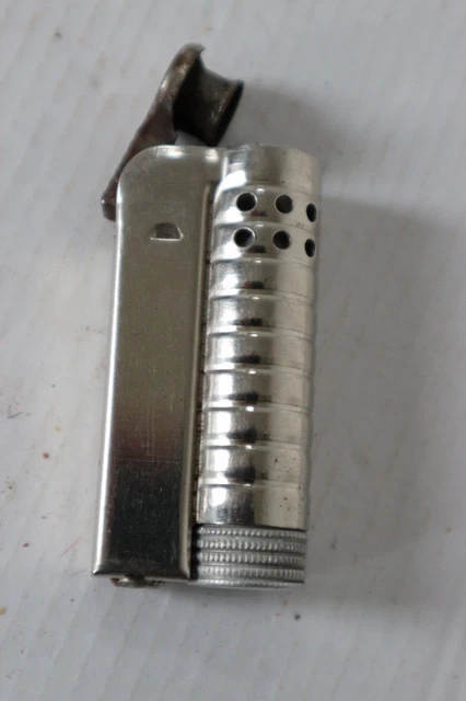 ancien briquet tempete TYPHON WINCHESTER