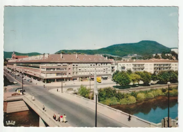 SAINT DIE - Vosges - CPA 88 - CPSM - CPM - Pont sur la Meurthe et Rue Thiers