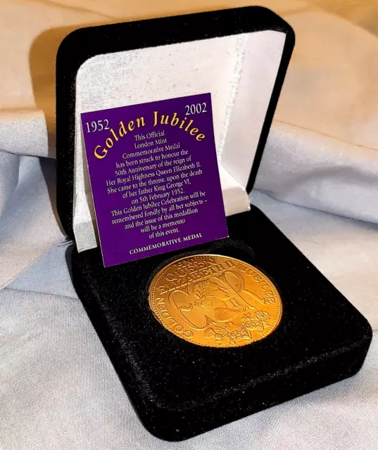 1952 2002 Königin Elisabeth II. Gold Jubiläum Münze Medaille COA altes Ersatzteil königlich schön
