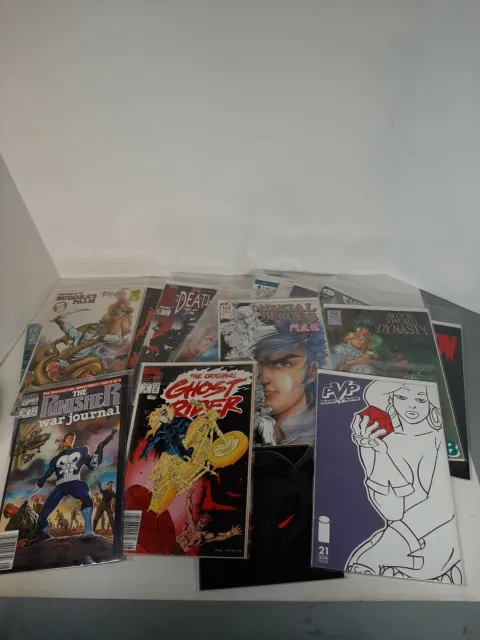 Lot Of 27 Comic Books Marvel DC Jademan Image & More Punisher Shadow Hawk +