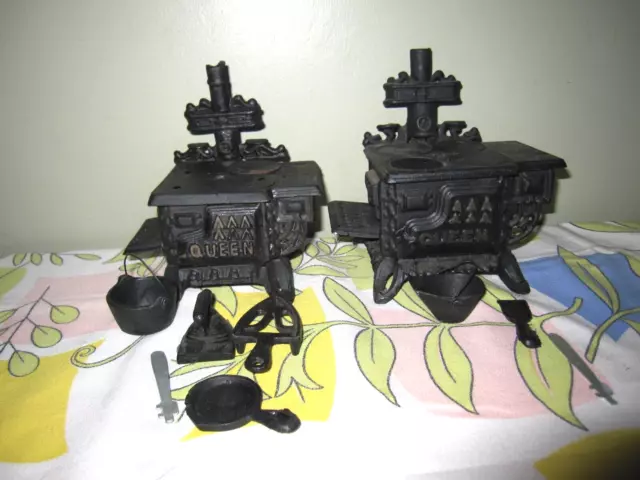2 John Wright Queen Miniature Cast Iron Toy Dollhouse Wood Burning Stove Pot Pan