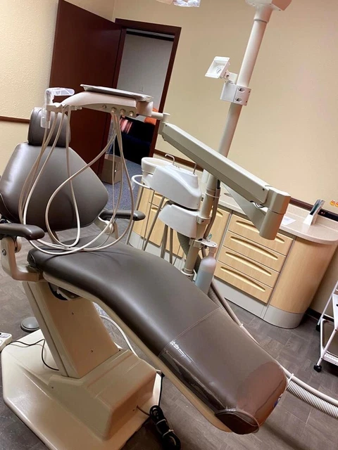 Dental Chair ADEC 1020 / Op Room Pckg incl. Dentist Stool & Assistant Stool