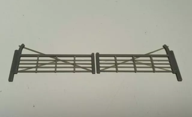 Model Railway Miniature Scenery TYPES OF FARM GATES OO SCALE / 1:76 -7 Pack