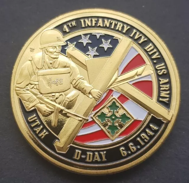 40mm D-DAY OMAHA BEACH Challenge Coin With Coin Stand For Displaying