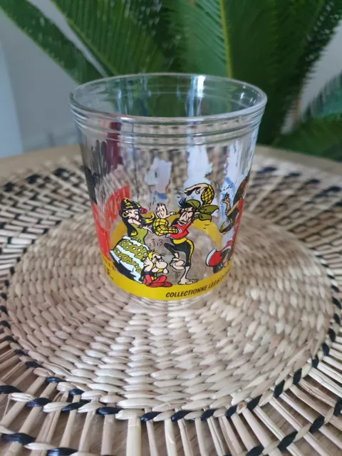 Verre Asterix en Hispanie de collection enfant verre a moutarde Maille 2