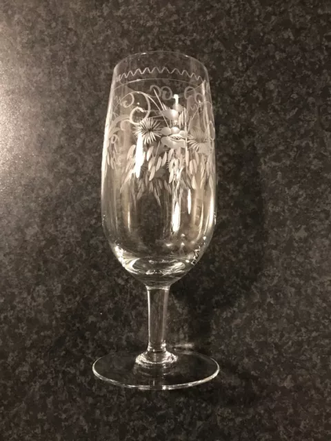 Joska Bodenmais Pilstulpe Glasserie Vogel Blumenranke Gravur Handarbeit Bierglas