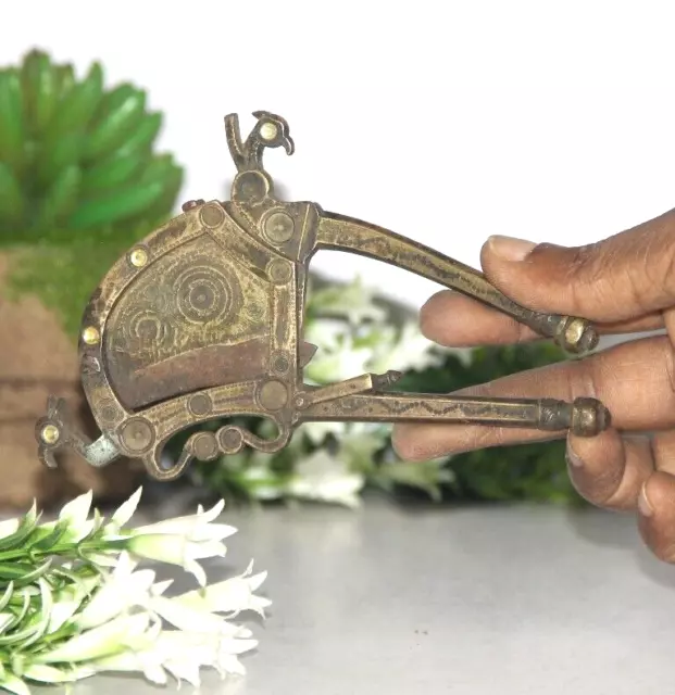 Old Brass Solid Peacock Handcrafted Inlay Engraved Betel Nut Cutter/Sarota 9114