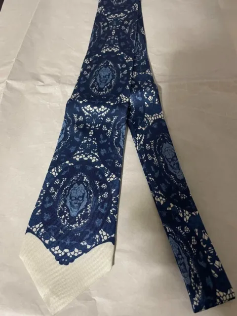 Alexander McQueen Tie White Navy Blue Skull Pattern Lace