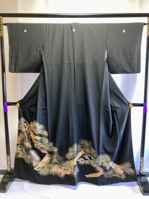 Vintage Japanese kimono -Kuro tomesode with Beautiful motifs