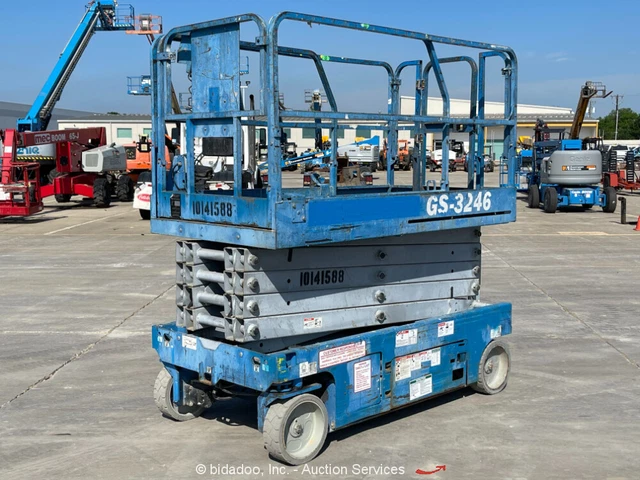 2014 Genie GS-3246 32' Electric Scissor Lift Man Aerial Work Platform bidadoo