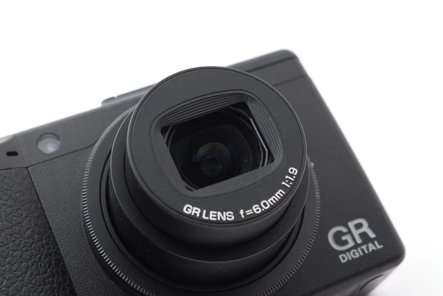 RICOH GR 10.0MP Digital III 3 Camera w/ battery Charger [Exc++] From Japan E640 7