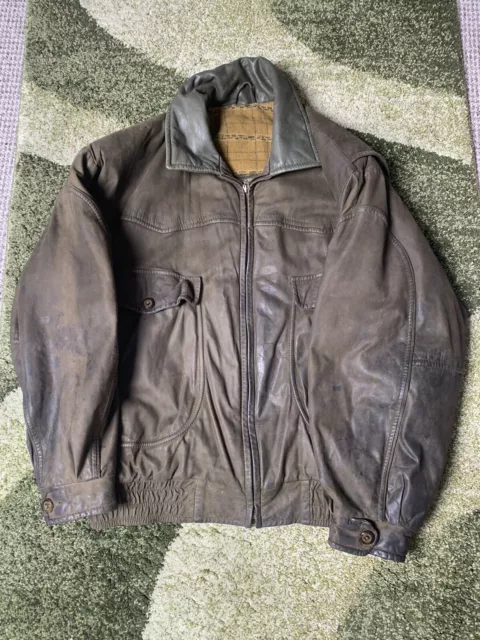 VINTAGE BIG L 100 Leather Jacket w stunning lining. made in Finland. Large. 15.00 PicClick UK