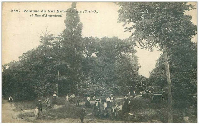 95.AGENTEUIL.n°25153.PELOUSE DU VAL NOTRE DAME ET RUE D'ARGENTEUIL