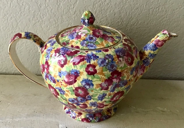 Royal Winton Grimwades 4 Cup Teapot ROYALTY Chintz pattern VHTF Excellent