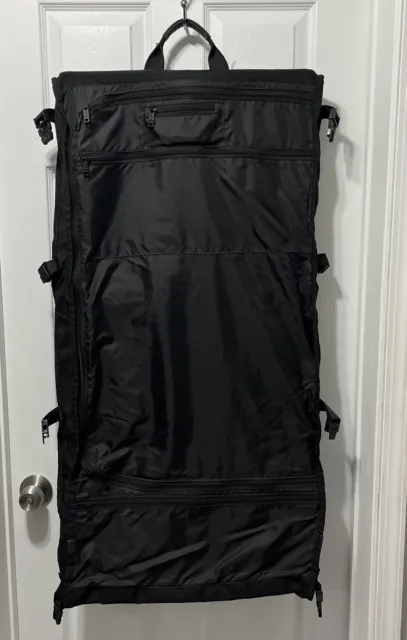 TUMI Alpha 2 Tri-Fold Carry-On Travel Garment Bag - Black 21x15x6 USA 41” LONG