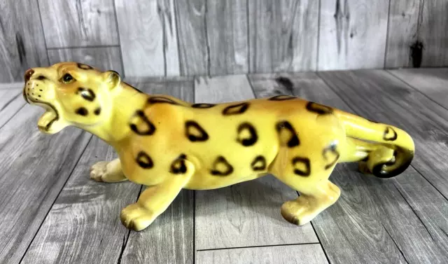 Vintage Lefton H6978 Jaguar Cheetah Figurine Bone China Foil Label Made in Japan