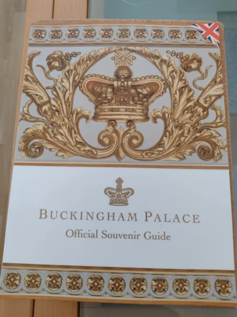 Buckingham Palace - Official Souvenir Guide - Free postage