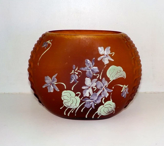 Ancienne boîte à bijoux en verre dépoli