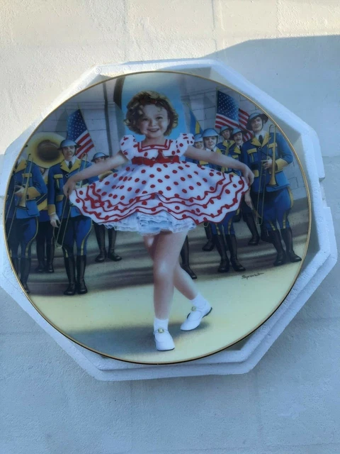 Shirley Temple Stand up an Cheer collector plate by Danbury Mint COA