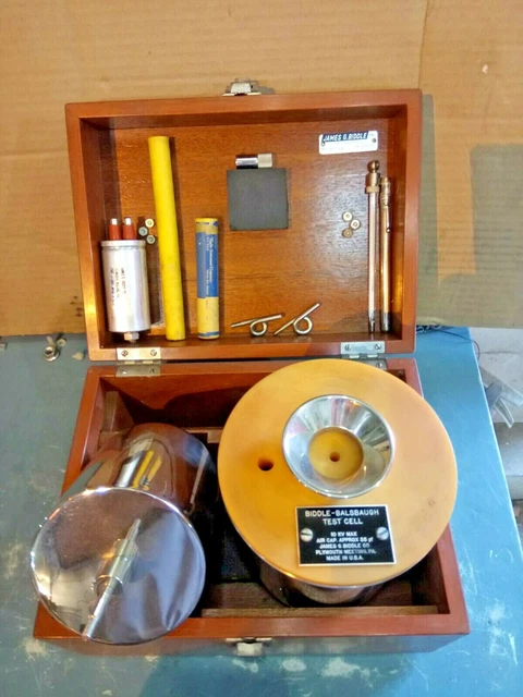 BIDDLE MEGGER AVO Oil Test Cell Catalog No. 670511 For Power Factor ...