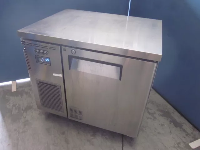 SKIPIO SINGLE DOOR UNDER BENCH MOBILE FREEZER, Model: SUF9-1.  STAINLESS STEEL