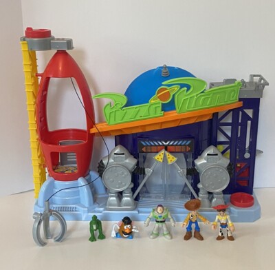 toy story imaginext pizza planet