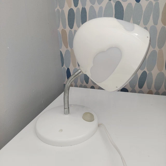 Lámpara de pared blanca retro vintage Ikea Skojig nubes de luz de pared de Henrik Preutz Lámpara de pared blanca retro vintage Ikea Skojig nubes de luz de pared de Henrik Preutz