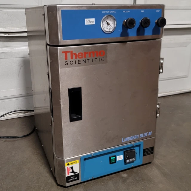Blue M VO914SA Vacuum Oven 0.65CuFt, 9" x 9" x 14", 750W, 40-260°C ±1°C, 120VAC