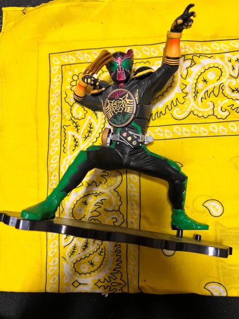 Kamen Rider Figure - 2011 OOO TaToBa Combo - Banpresto DX 6" Masked Statue Anime