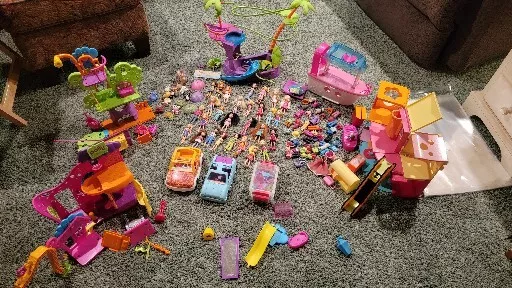 Extra Huge Poly Pocket 300 Plus Piece Toy Lot Dolls Clothes Vehicles & Venues