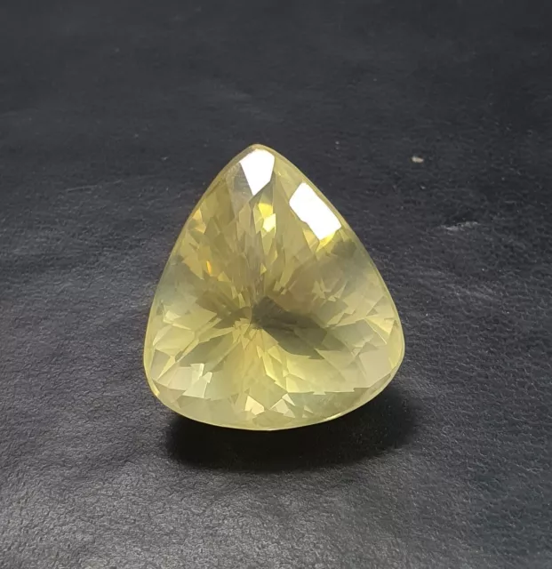 49.05 Ct Poire Naturelle Damier AAA Citron Quartz Pierre Gemme Lâche 25.6x23 MM