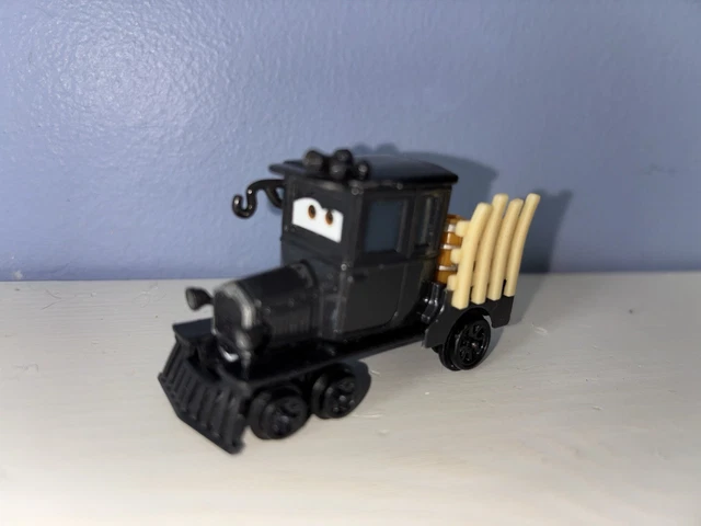 DISNEY PIXAR CARS 2 GALLOPING GEARGRINDER #41 diecast VERY