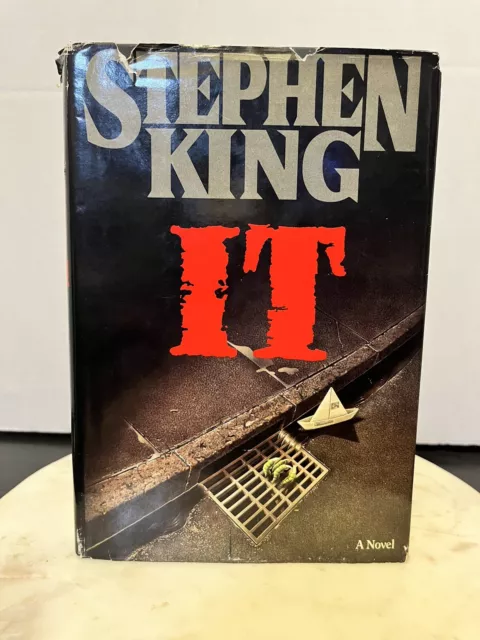 IT Stephen King  TRUE $22.95 First Edition 1st Printing Viking Hardcover W/ DJ