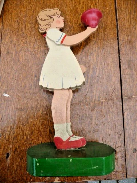 Erzgebirgische Leuchterfigur Mädchen mit Kerze um 1935