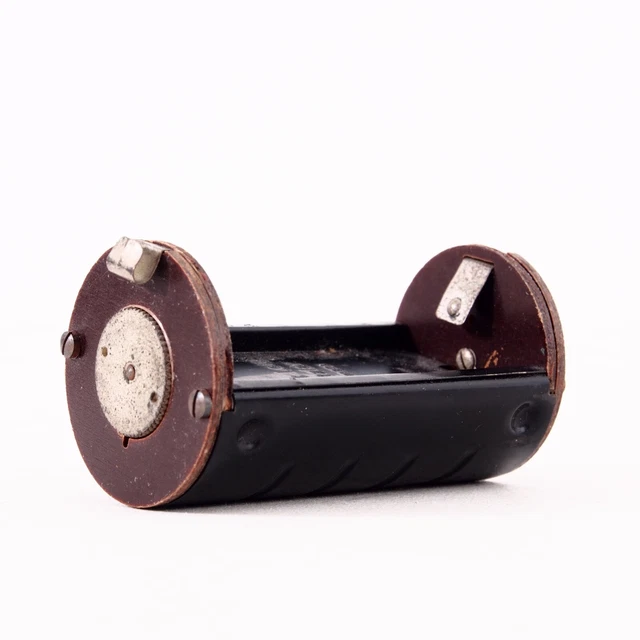 ^ Ernst Leitz Wetzlar Leica Battery Adapter - AS IS 3
