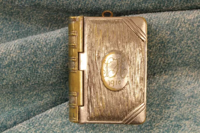 Flip Lock Bag Hardware - 3.1cm x 1.7cm - Antique Brass
