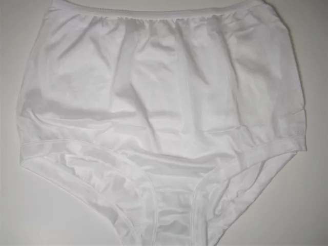 National Shiny Smooth 100% Nylon White Panty Panties Vintage Style Brief Size 8